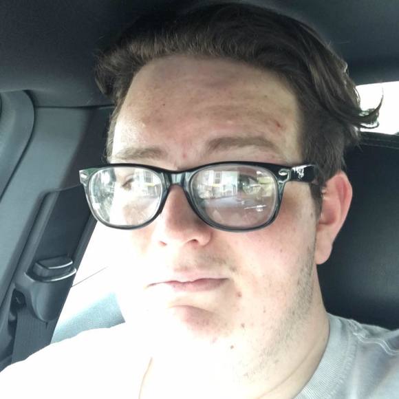 Meet your Posher, Mitchell - Picture 1 of 1